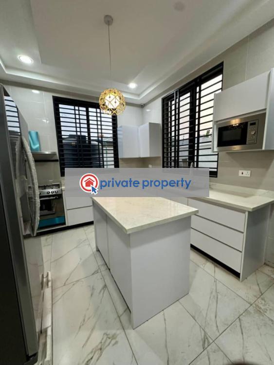 4 bedroom House For Sale &nbsp;school Junction (adjiringanor) Ashaley Botwe Adenta Municipal Accra - 5