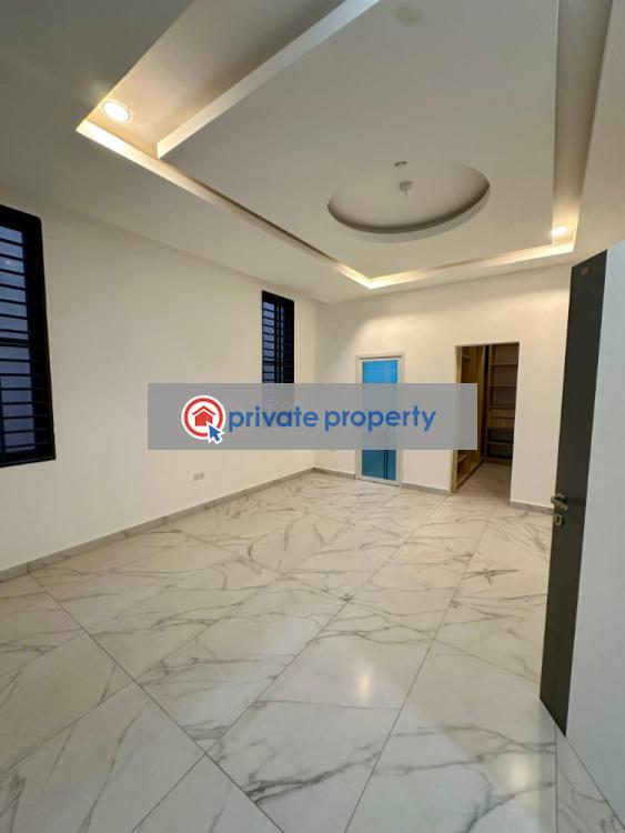 4 bedroom House For Sale &nbsp;school Junction (adjiringanor) Ashaley Botwe Adenta Municipal Accra - 12
