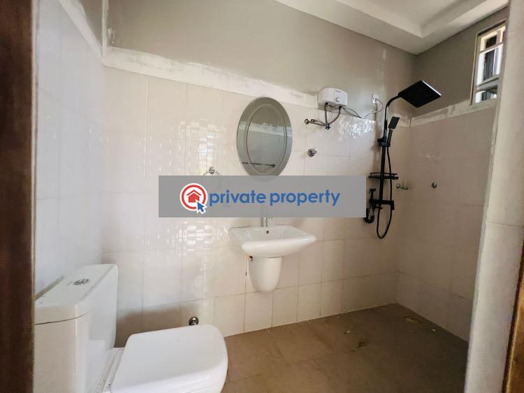 4 bedroom House For Sale Spintex Accra - 11