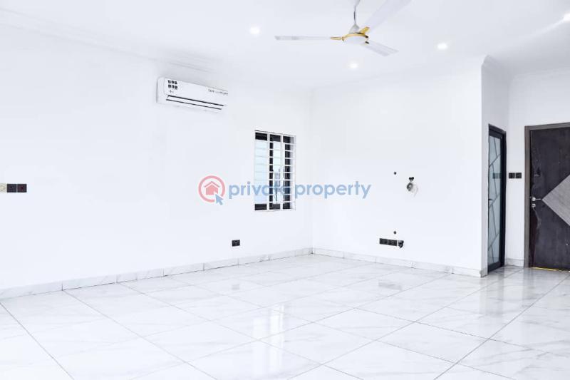 4 bedroom House For Sale Ritz Junction Adenta Adenta Municipal Accra - 3