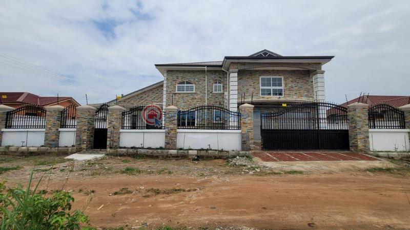 4 bedroom House For Sale Afienya Tema Accra - 3