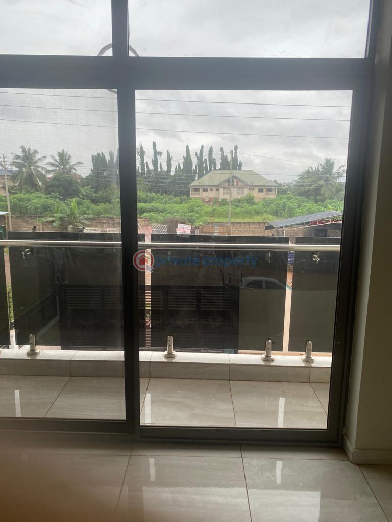 4 bedroom House For Sale Baron Amrahia Adenta Municipal Accra - 5