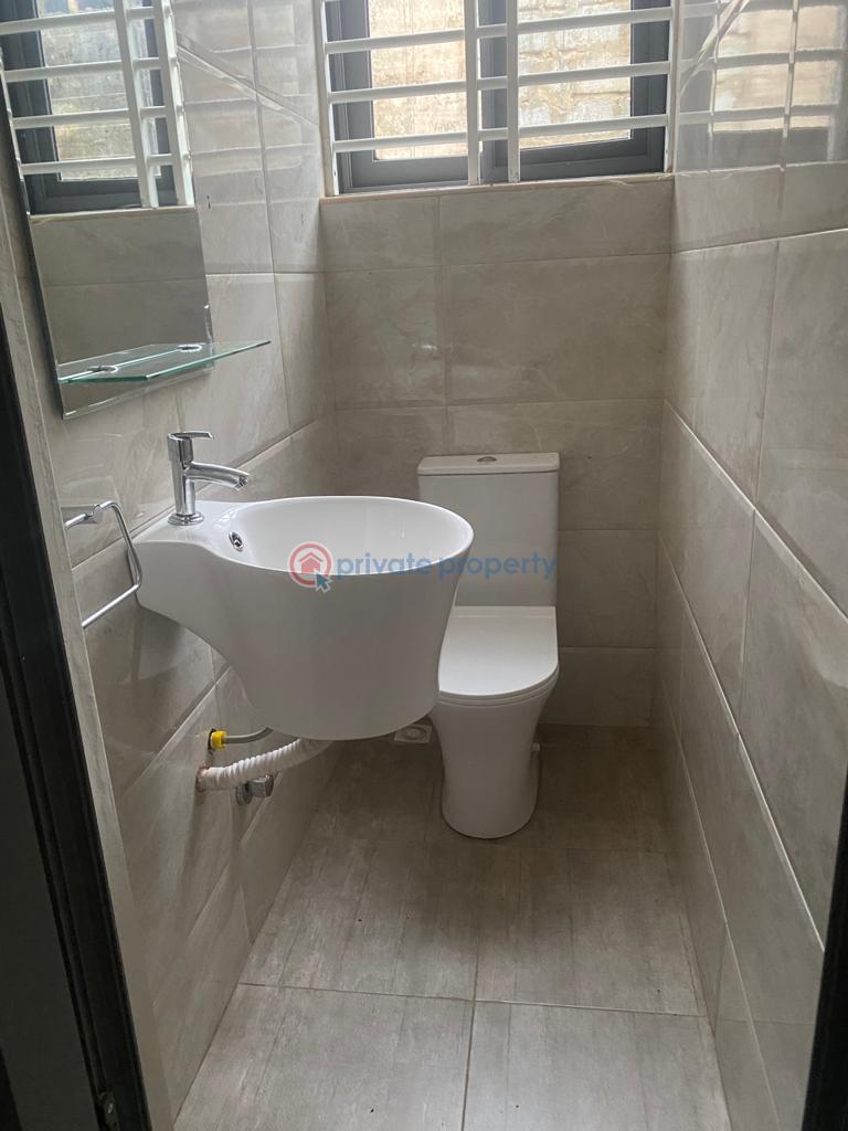 4 bedroom House For Sale Baron Amrahia Adenta Municipal Accra - 2
