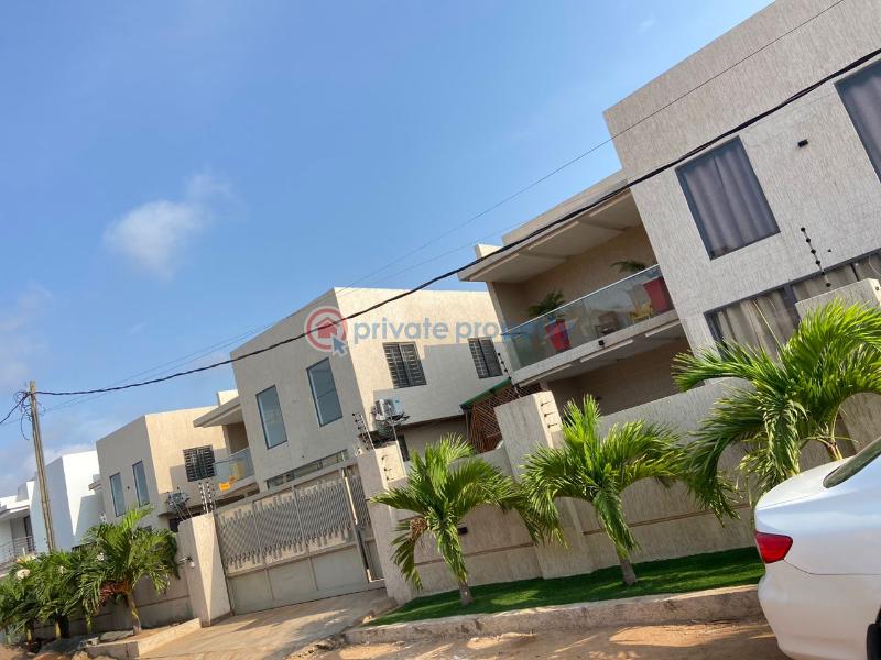 4 bedroom House For Sale Ogbojo Dell International Hospital Enclaves East Legon Accra - 24