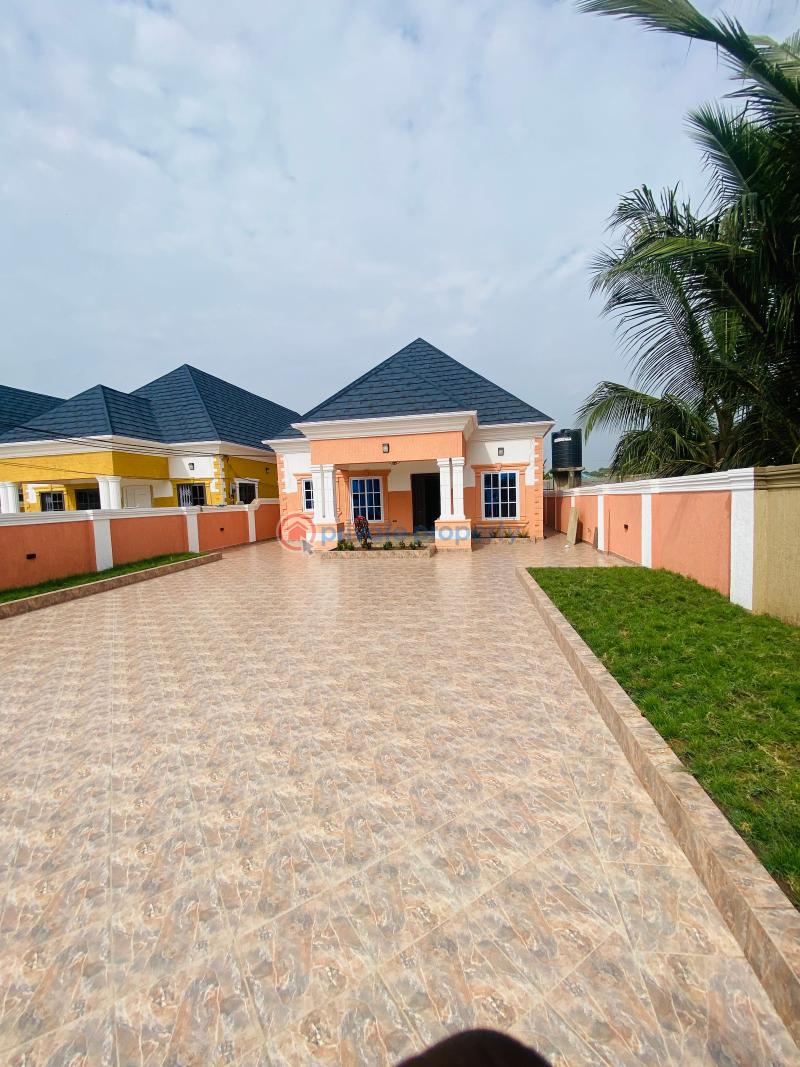 4 bedroom House For Sale Israel Near Achimota And Lapaz Area Lapaz Accra - 2