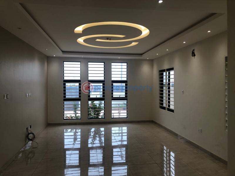 4 bedroom Detached Duplex For Sale Lakeside Estates. Adenta Municipal Accra - 8