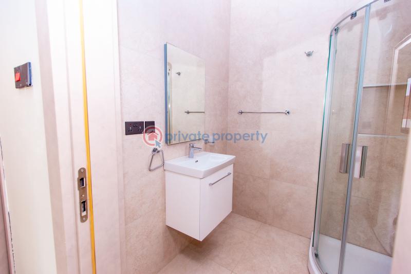 4 bedroom House For Sale West Airport Airport Residential Area Accra - 5