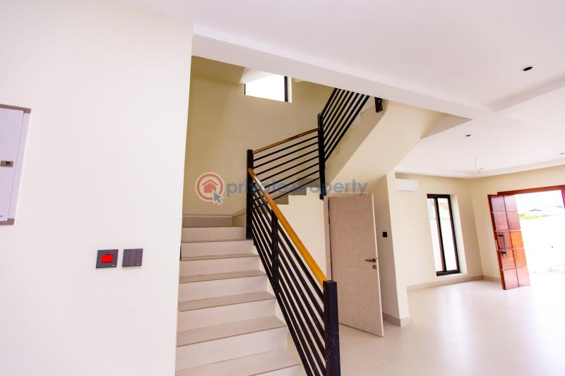4 bedroom House For Sale West Airport Airport Residential Area Accra - 1