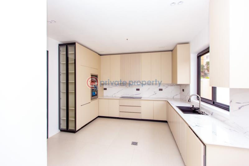 4 bedroom House For Sale West Airport Airport Residential Area Accra - 7