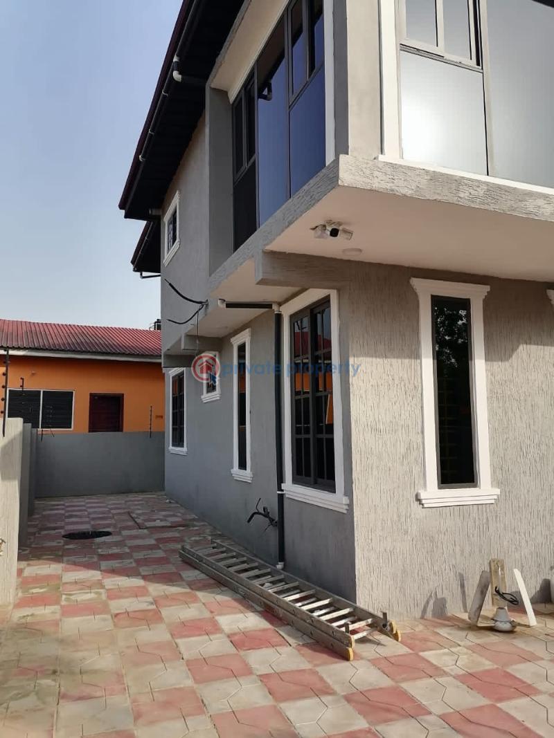 4 bedroom House For Sale Amasaman Ga West Municipal Accra - 8