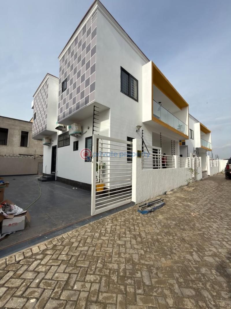 4 bedroom House For Sale Spintex Community 18 Comm 18 Spintex Accra - 11