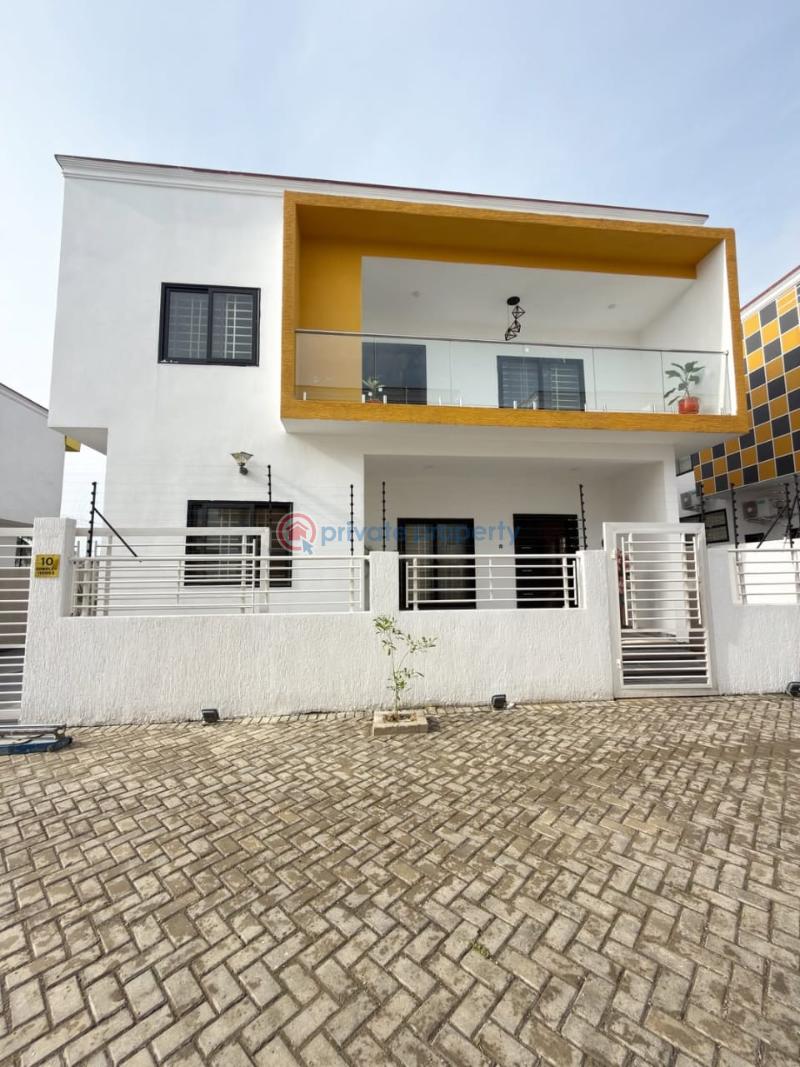 4 bedroom House For Sale Spintex Community 18 Comm 18 Spintex Accra - 1
