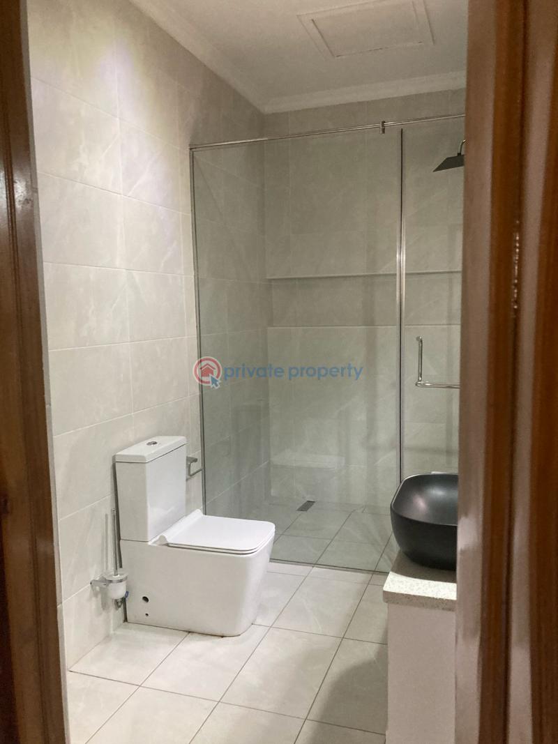 4 bedroom Townhouse For Sale Airport Residential Area Accra - 7