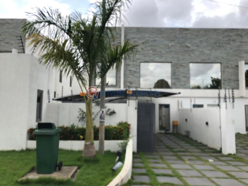 4 bedroom Townhouse For Sale North Dzorwulu Accra - 0