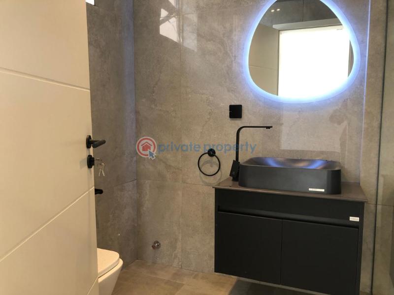 4 bedroom Townhouse For Sale Dzorwulu Accra - 2