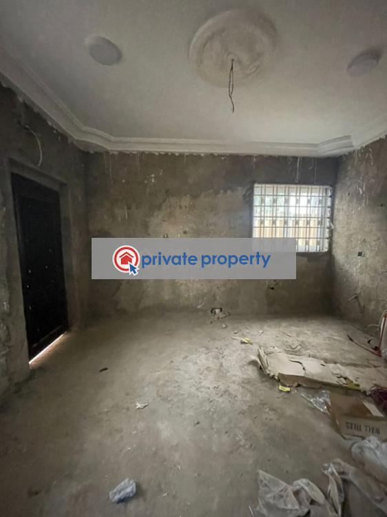 5 bedroom Townhouse For Sale &nbsp;behind Atlantic Mall North Legon Accra - 3
