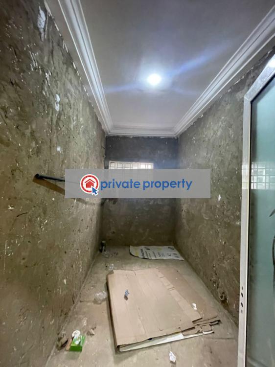 5 bedroom Townhouse For Sale &nbsp;behind Atlantic Mall North Legon Accra - 7