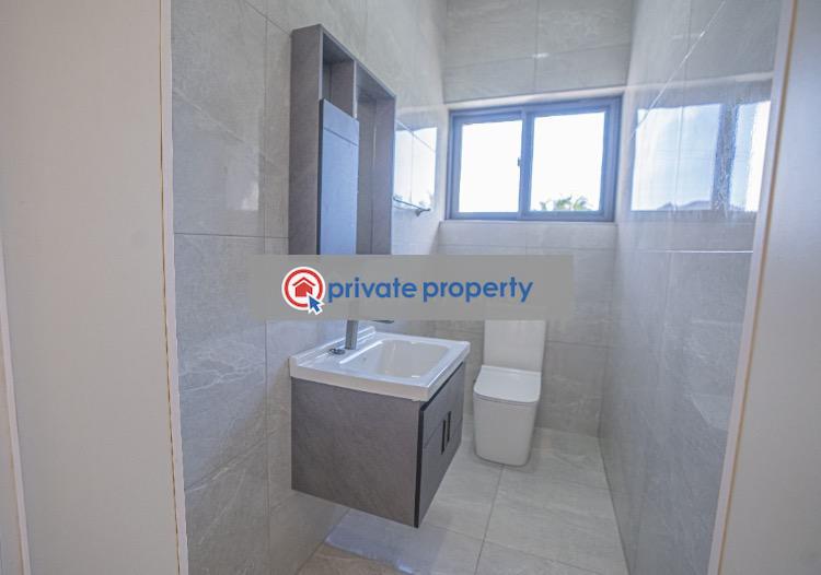 4 bedroom House For Sale &nbsp;burma Hills Accra Metropolitan  - 4