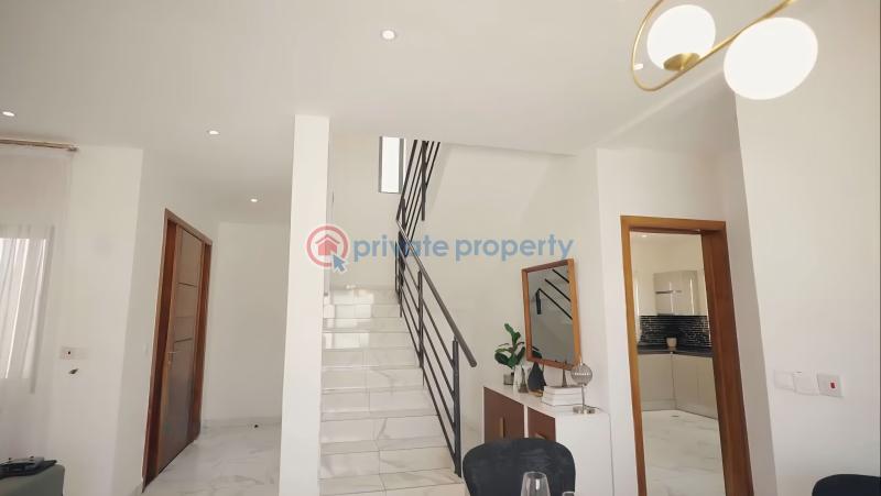 4 bedroom House For Sale Sakumono Lashibi Accra - 7
