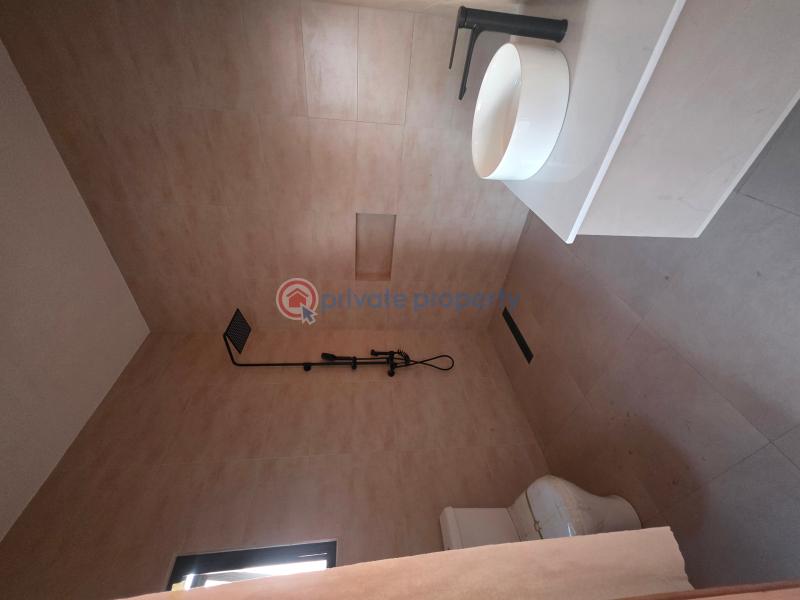 4 bedroom House For Sale Spintex Community 18 Spintex Accra - 12