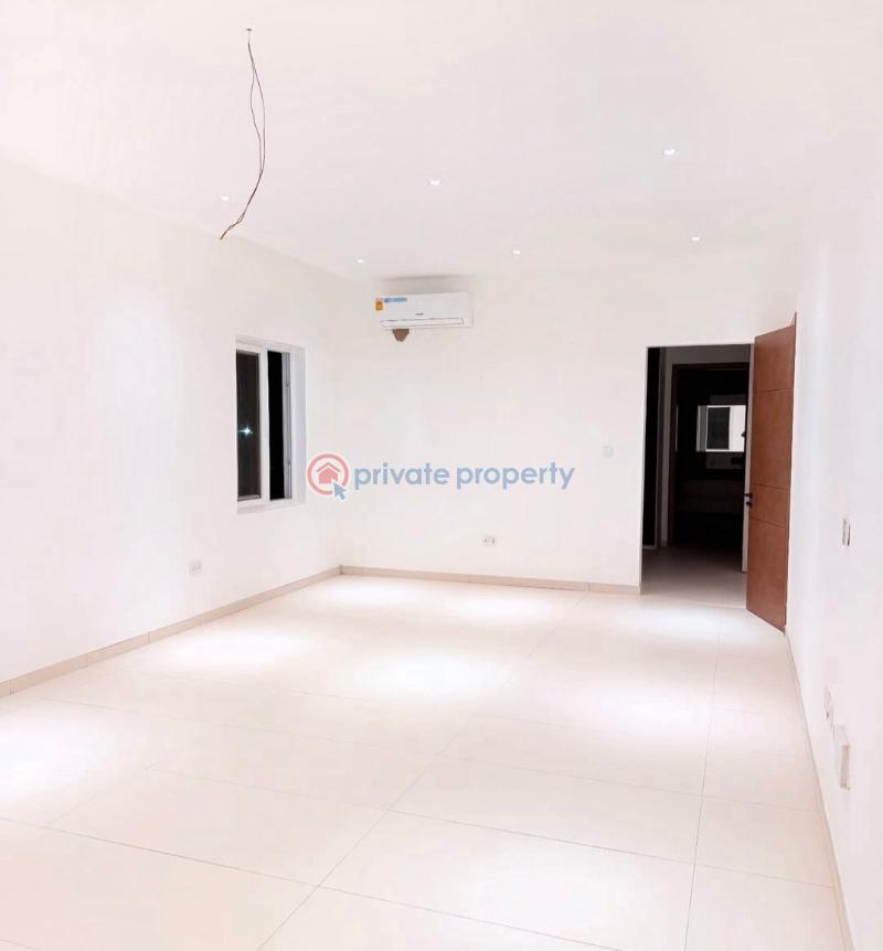4 bedroom House For Sale Comm 18 Spintex Accra - 7