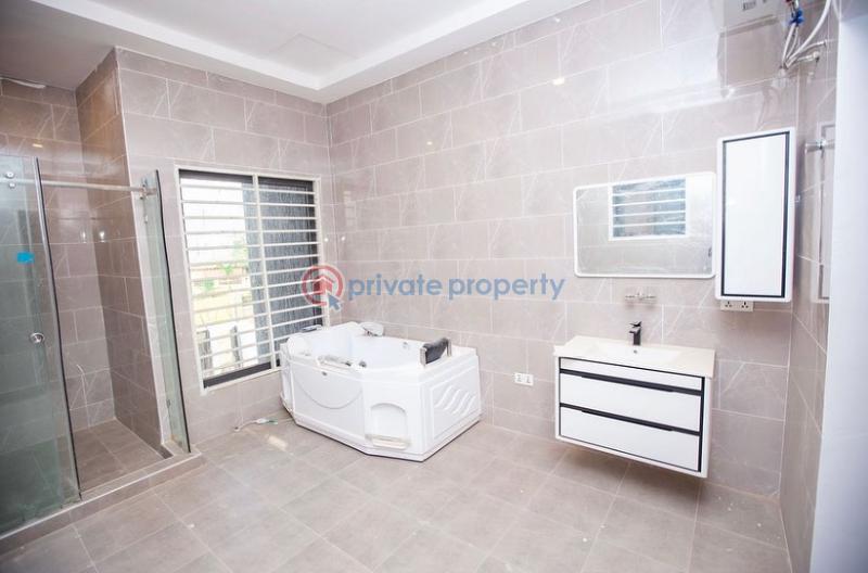 4 bedroom Townhouse For Sale Lakeside Estate East Legon Accra - 4