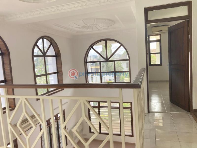 4 bedroom House For Rent Airport Residential Area Accra - 1
