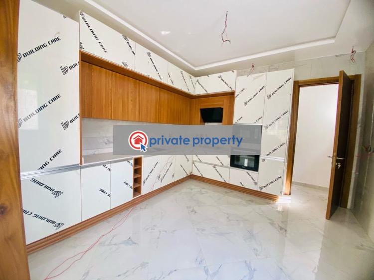 4 bedroom Detached Duplex For Sale &nbsp;american House East Legon Accra - 18