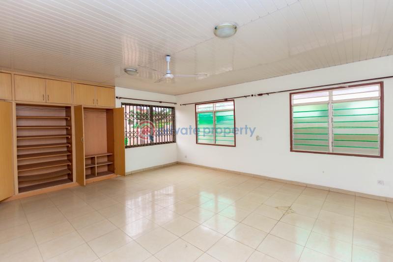 4 bedroom House For Sale Afienya Tema Accra - 5
