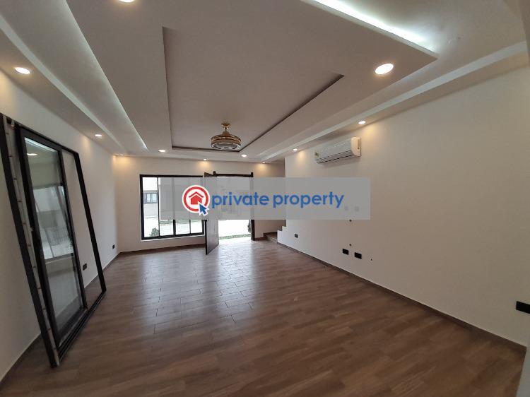 4 bedroom Detached Duplex For Sale &nbsp;legon Road Haatso Ga East Municipal Accra - 10