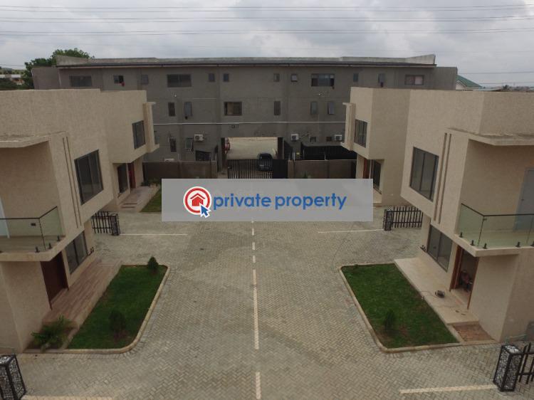 4 bedroom Detached Duplex For Sale &nbsp;legon Road Haatso Ga East Municipal Accra - 2