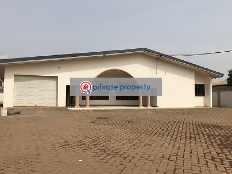 4 bedroom Detached Bungalow For Sale &nbsp;adenta Road Adenta Adenta Municipal Accra - 4
