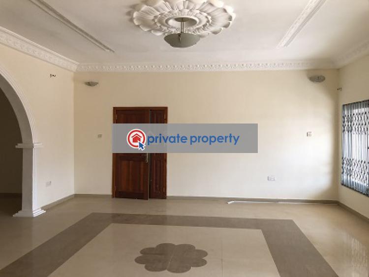 4 bedroom Detached Bungalow For Sale &nbsp;adenta Road Adenta Adenta Municipal Accra - 10