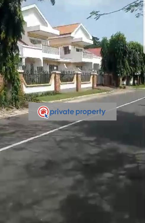 4 bedroom Townhouse For Sale &nbsp;cantonment Italian Embassy Enclaves Cantonments Accra - 1