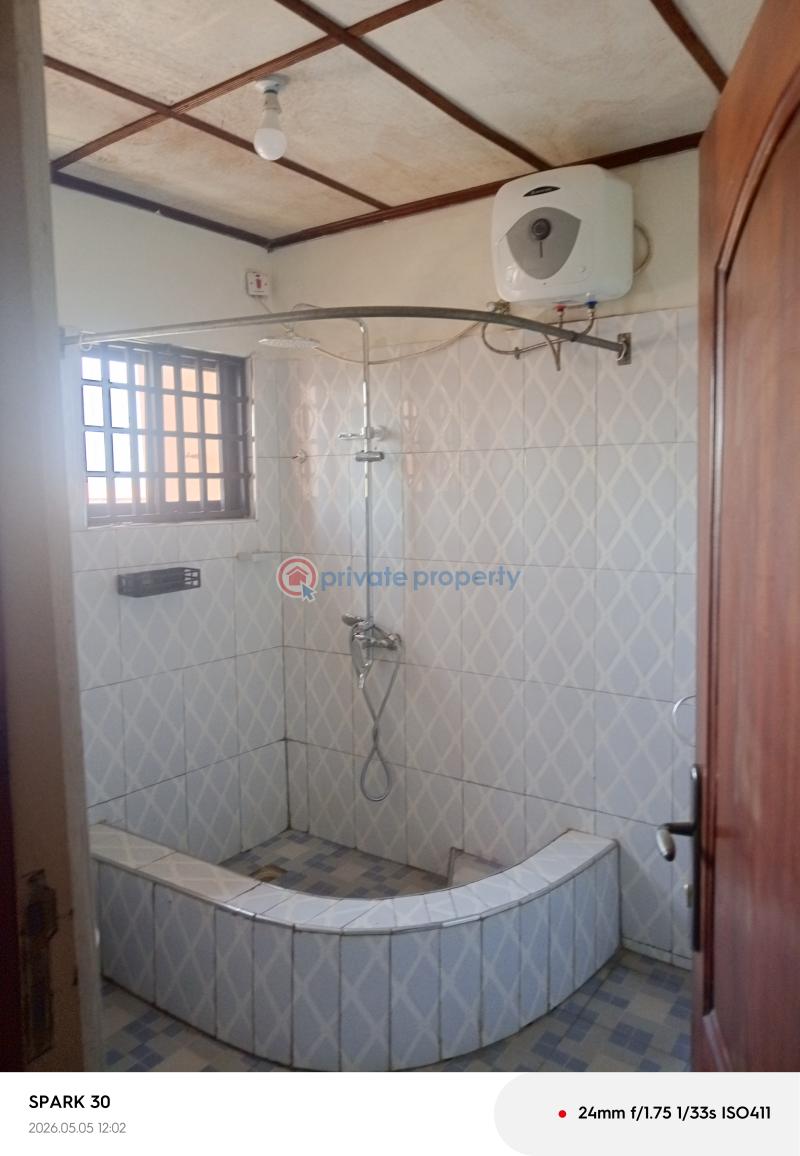 4 bedroom Apartment For Rent The Browns Realtor , Labadi ,liberty School, Negotiable. La Dade Kotopon Municipal Accra - 19
