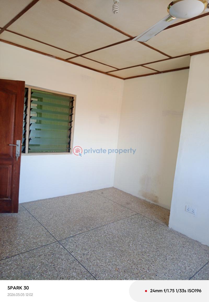 4 bedroom Apartment For Rent The Browns Realtor , Labadi ,liberty School, Negotiable. La Dade Kotopon Municipal Accra - 11
