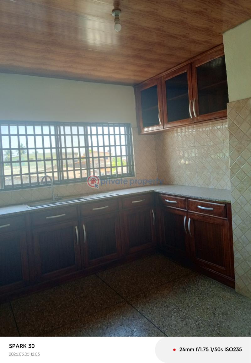 4 bedroom Apartment For Rent The Browns Realtor , Labadi ,liberty School, Negotiable. La Dade Kotopon Municipal Accra - 17