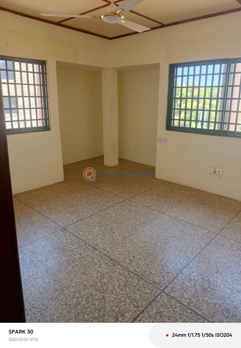 4 bedroom Apartment For Rent The Browns Realtor , Labadi ,liberty School, Negotiable. La Dade Kotopon Municipal Accra - 6