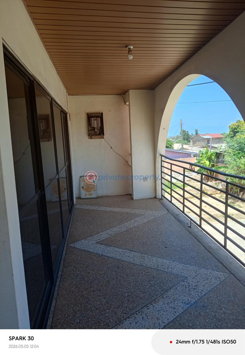 4 bedroom Apartment For Rent The Browns Realtor , Labadi ,liberty School, Negotiable. La Dade Kotopon Municipal Accra - 26