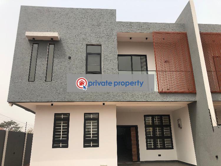 5 bedroom House For Sale &nbsp;off The Adenta Highway Adenta Municipal Accra - 9