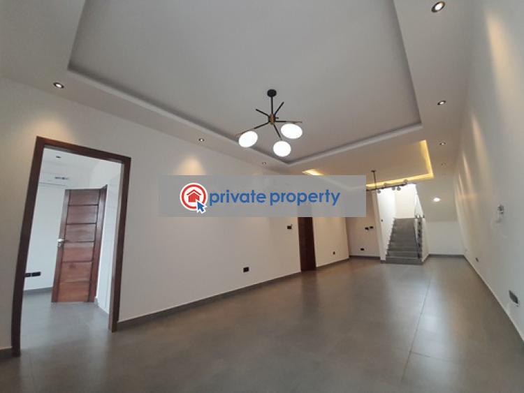 5 bedroom House For Sale &nbsp;off The Adenta Highway Adenta Municipal Accra - 3