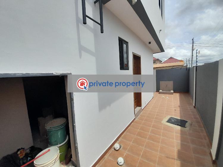 5 bedroom House For Sale &nbsp;off The Adenta Highway Adenta Municipal Accra - 8