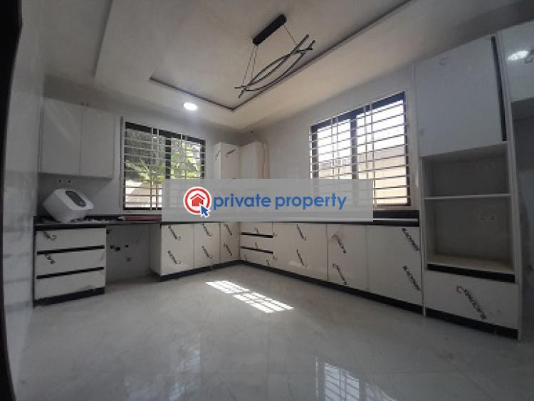 4 bedroom Detached Duplex For Sale &nbsp;adenta, New Legon Road Ashaley Botwe Adenta Municipal Accra - 4