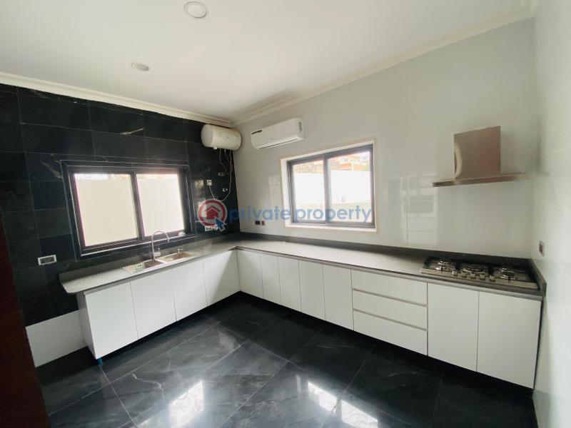 4 bedroom Townhouse For Rent Airport Residential. Airport Residential Area Accra - 4