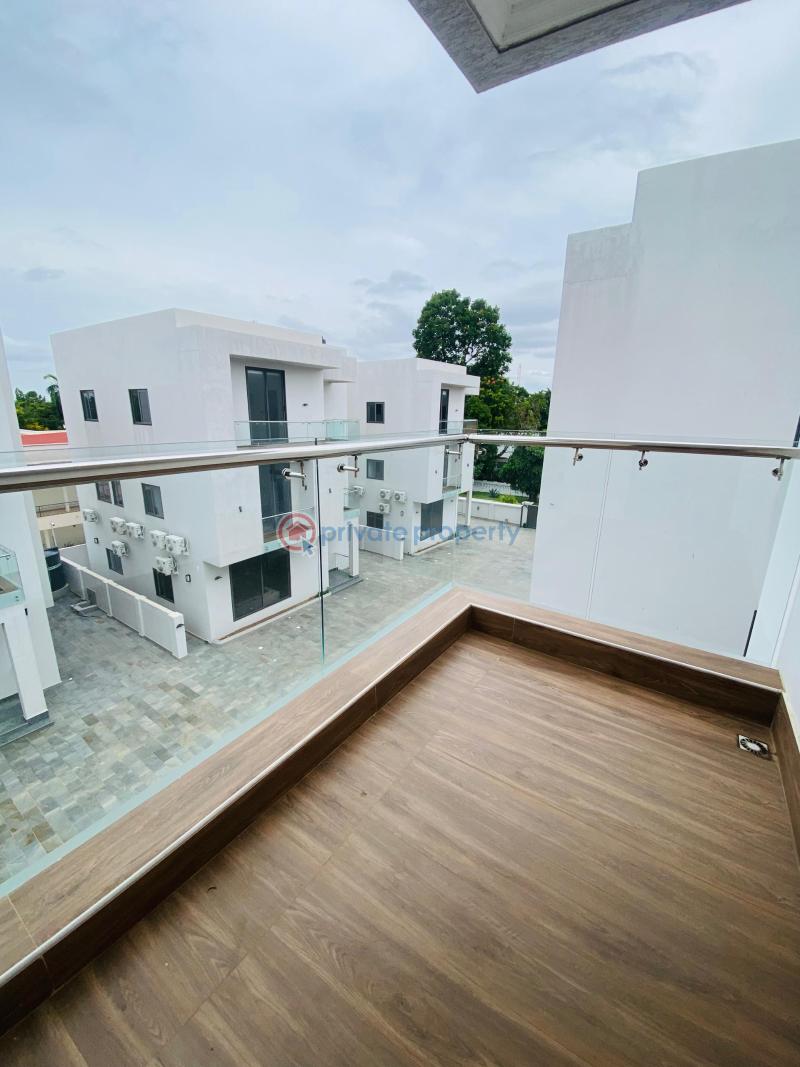 4 bedroom Townhouse For Rent Airport Residential. Airport Residential Area Accra - 11
