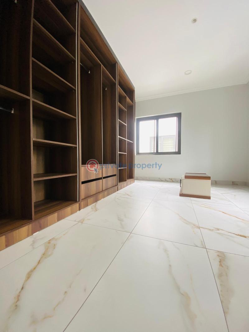 4 bedroom Townhouse For Rent Airport Residential. Airport Residential Area Accra - 9