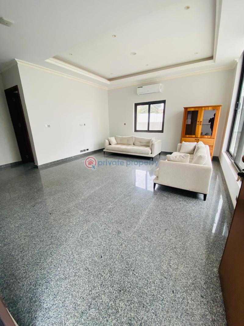 4 bedroom Townhouse For Rent Airport Residential. Airport Residential Area Accra - 12
