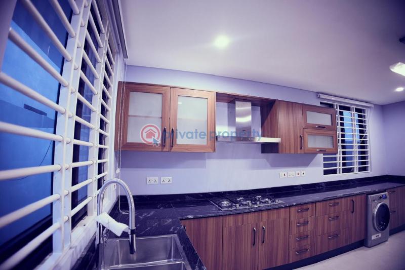 4 bedroom Detached Duplex For Sale East Airport Before Tse Addo Roundabout Tse Addo Roundabout Accra - 7