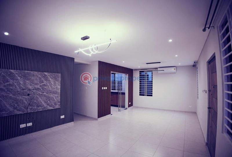 4 bedroom Detached Duplex For Sale East Airport Before Tse Addo Roundabout Tse Addo Roundabout Accra - 16