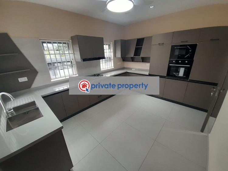 4 bedroom Detached Duplex For Sale &nbsp;lakeside Estates Road Adenta Municipal Accra - 9